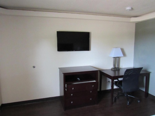 Trinity Suites Downtown Dallas image 26