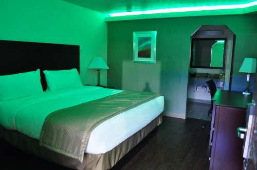 Trinity Suites Downtown Dallas image 8